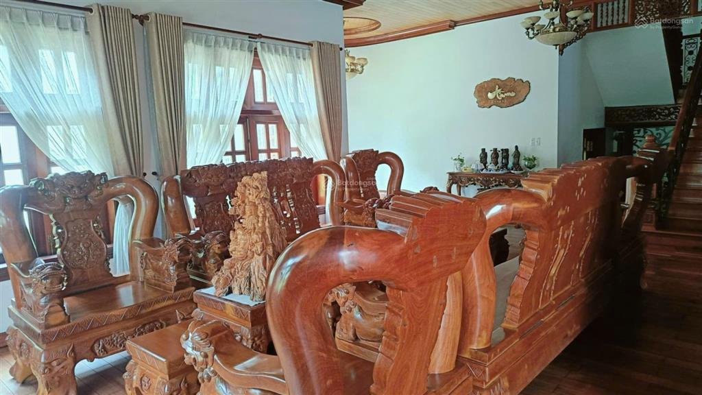 Bán villa full nội thất gỗ cao cấp thảo điền, tp. thủ đức
