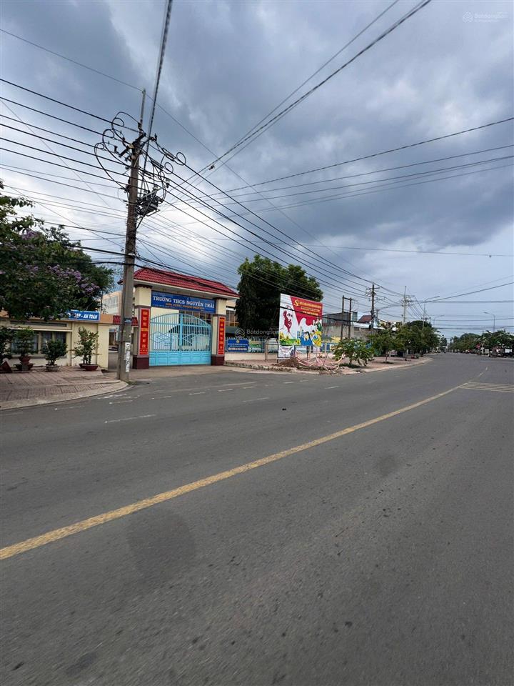 Đất phường bình lộc chỉ 300tr sở hữu (bank hỗ trợ 50%) sổ riêng thổ cư 1km ra tới nút giao cao tốc