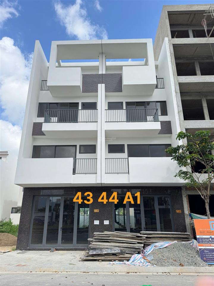 Bán nhà phố khu đô thị vcn phước long 2  hỗ trợ thanh toán linh hoạt 12 tháng