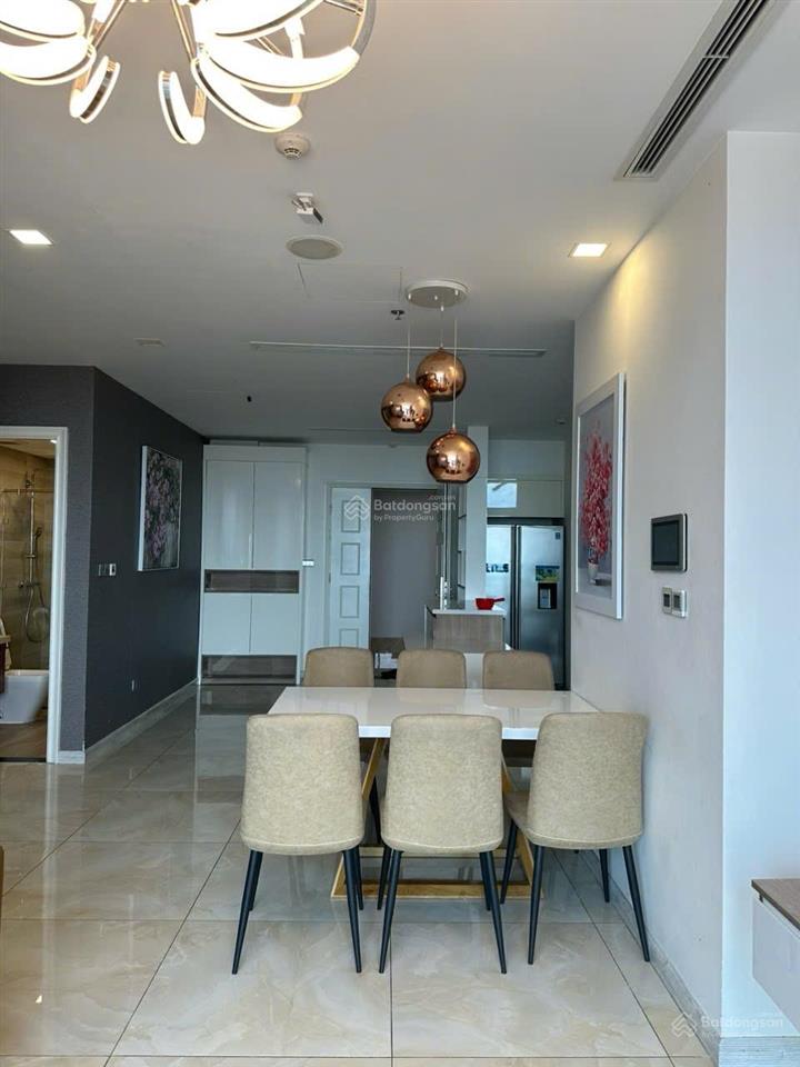 Cho thuê căn hộ 3pn vinhomes golden river 110m², full nội thất, view city, giá 32 triệu/tháng