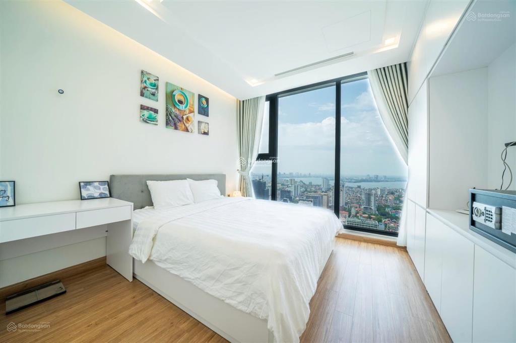 Cho thuê ch bonanza 100m2, 3 p ngủ cơ bản hoặc đủ đồ giá 18 triệu. nhà đang trống.  0838 452 ***