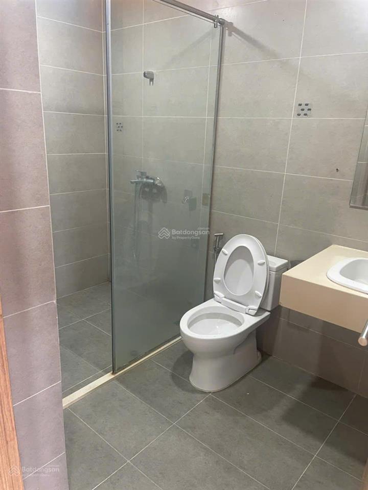 Cho thuê ch golden park,110m2, 3 ngủ cơ bản 16 triệu/tháng.  0838 452 ***. có lot oto