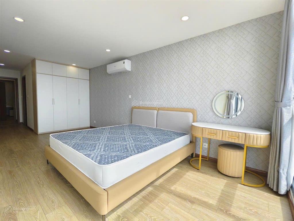 Bql cho thuê ch golden palace, căn 3 phòng ngủ full đồ giá 15 triệu/tháng. 0838 452 ***