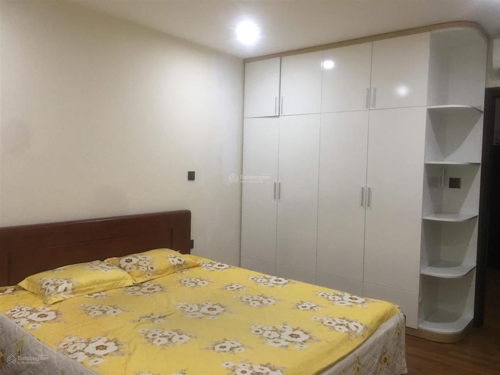 Cho thuê căn hộ home city, 70m2, 2 pn full đồ, giá 14 triệu, có slot ô tô, nhà đẹp.  0838 452 ***
