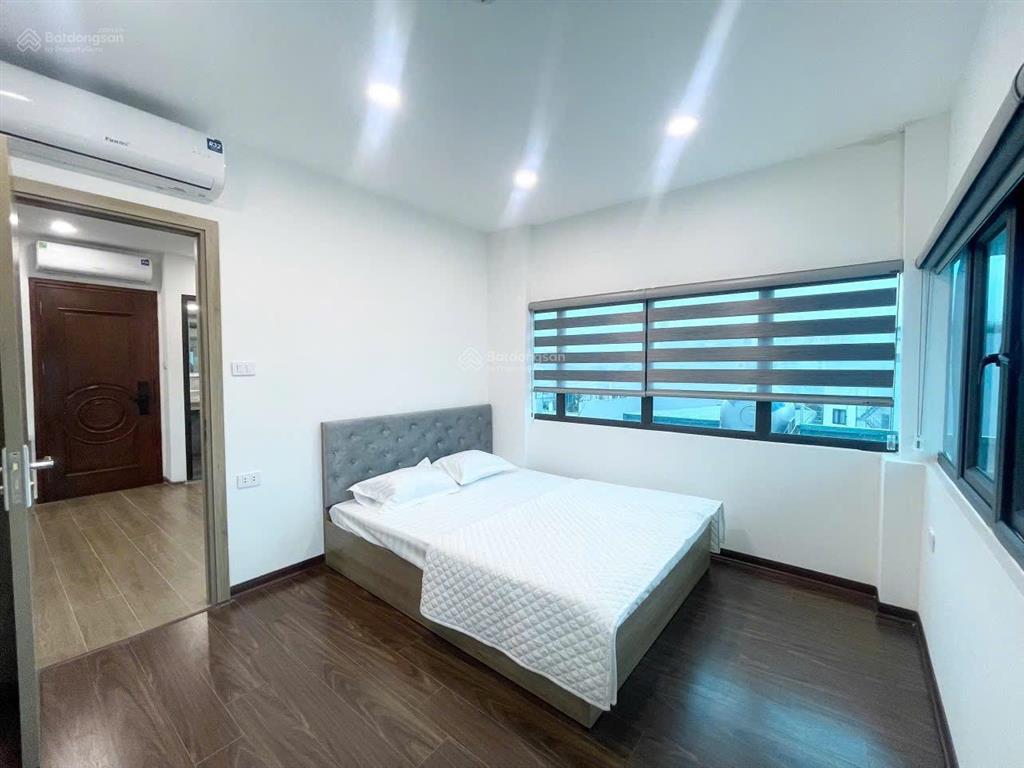 Cho thuê phòng mới tinh  2n1k full đồ tại 271 lạc long quân. dt 60m2  giá 11,5 tr.