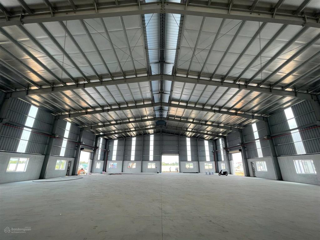 Chính chủ cho thuê gấp kho khu vực ecopark, văn giang, hưng yên, pccc. diện tích tổng 6000m2