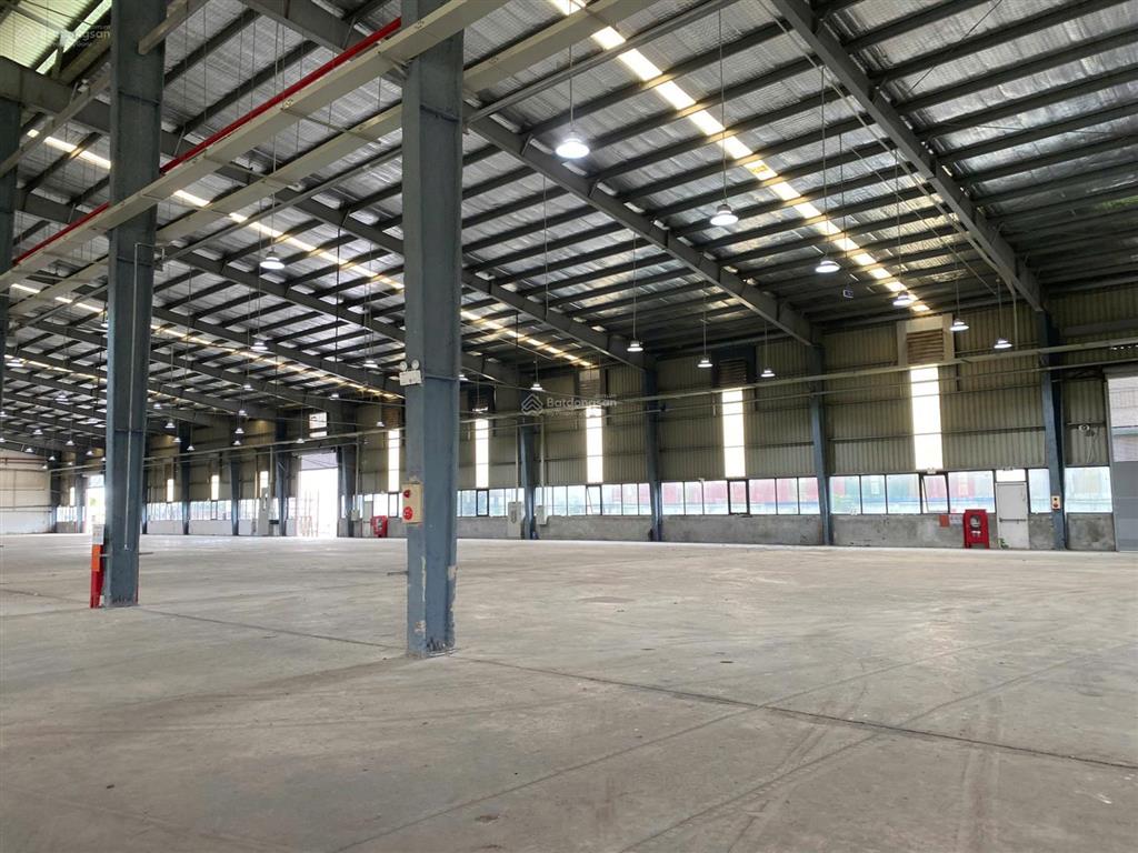 Cho thuê gấp kho xưởng dt 1000m2 đến 5000m2, sẵn tòa vp 727m2 x 3 tầng, pccc đầy đủ