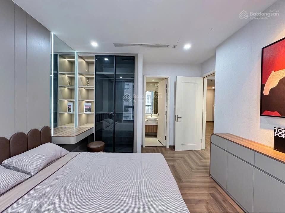 Chính chủ bán nhanh căn 2pn 77m2 toà mới k35 tân mai, full nội thất giá 6.6 tỷ rẻ nhất toà, sđcc