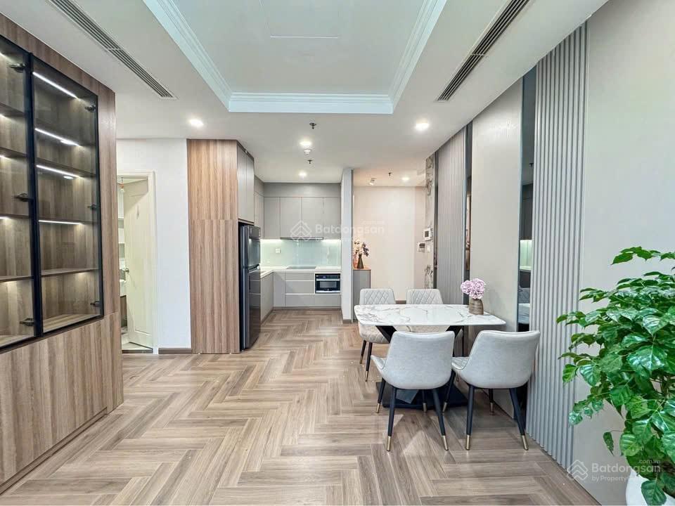 Chính chủ bán nhanh căn 2pn 77m2 toà mới k35 tân mai, full nội thất giá 6.6 tỷ rẻ nhất toà, sđcc