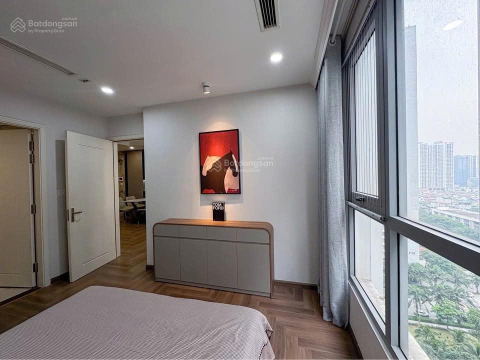 Chính chủ bán nhanh căn 2pn 77m2 toà mới k35 tân mai, full nội thất giá 6.6 tỷ rẻ nhất toà, sđcc