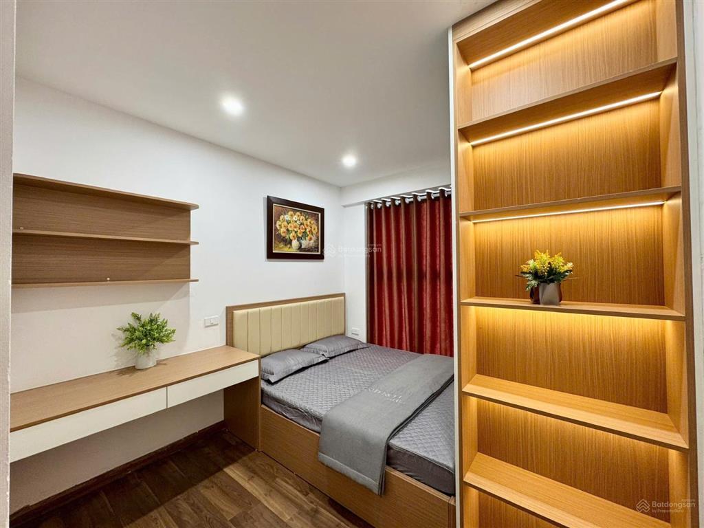 Chính chủ chuyển đổi bán căn 2pn 67m2 helios tam trinh giá chuẩn 5.1 tỷ full đồ.  0828 101 ***