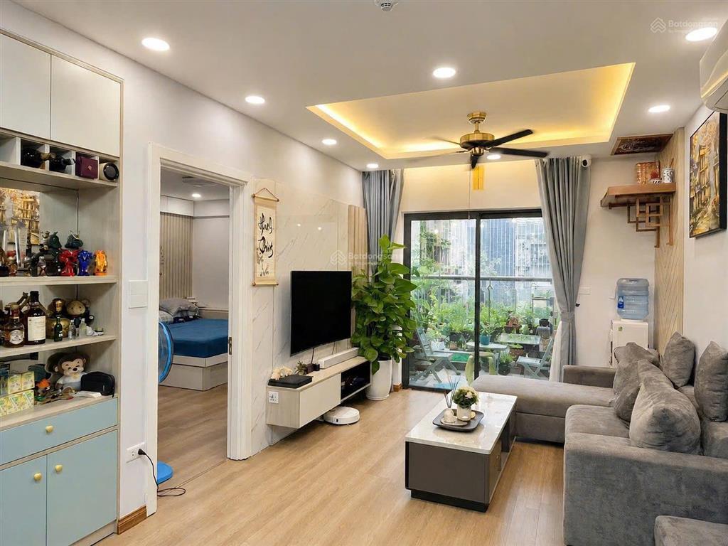 Chính chủ cho thuê căn 2n 60m greenpark full đồ vào được ngay giá 10tr/tháng.  0828 101 ***