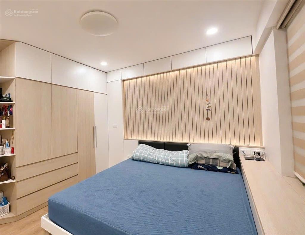 Chính chủ chuyển đổi cần bán căn 2n 75m greenpark giá tốt tòa 5,9 tỷ, full đồ tầng trung, sđcc