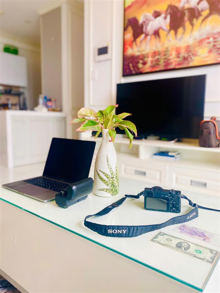 Chính chủ bán căn hộ dlusso mua một nơi ở, hay mua một giai đoạn chuyển mình của cả khu đông?