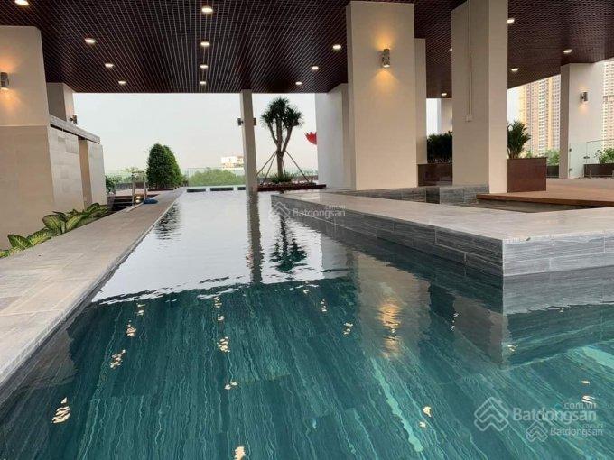 Chính chủ bán căn hộ dlusso mua một nơi ở, hay mua một giai đoạn chuyển mình của cả khu đông?