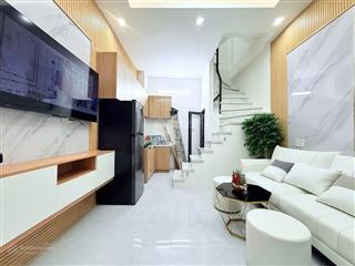 Nhà 4 tầng, dtsd 80m2  ngay hàng xanh hẻm thông điện biên phủ, p. gia định, bình thạnh 3. x tỷ tl