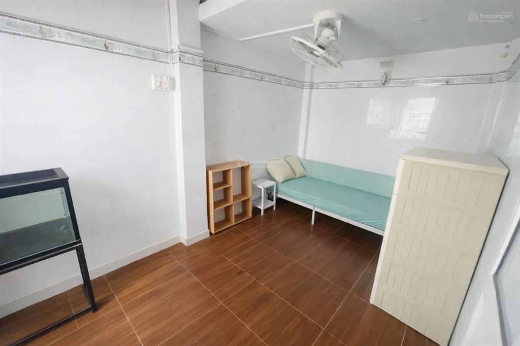 Hàng ngon dòng tiền 15tr/tháng 2pn hẻm xe hơi tới cửa  gần chợ bà chiểu p. bình thạnh 4.x tỉ