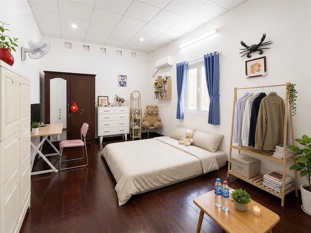 Lô góc 2 mặt tiền, 75m2 kinh doanh  không lộ giới  gần chợ bà chiểu  p.1  bình thạnh  10 tỉ tl