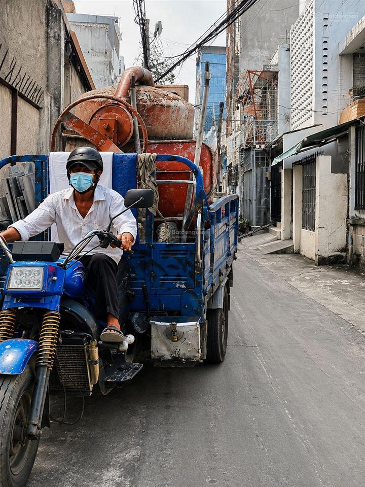 Nhà mới 2 tầng full nội thất  gần hàng xanh  thị nghè xô viết nghệ tĩnh  bình thạnh 2.x tỉ tl
