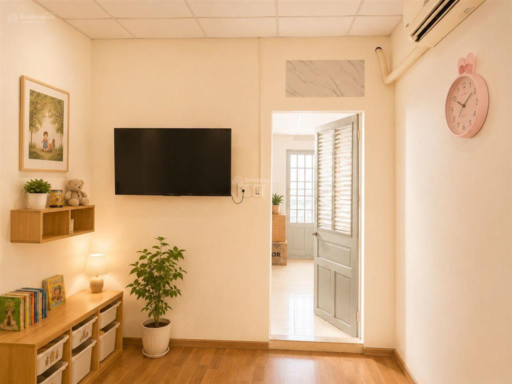 Chỉ 7.x tỉ nhà 2 tầng sổ nở hậu  dòng tiền 150tr  hẻm xe hơi  p.21  bình thạnh