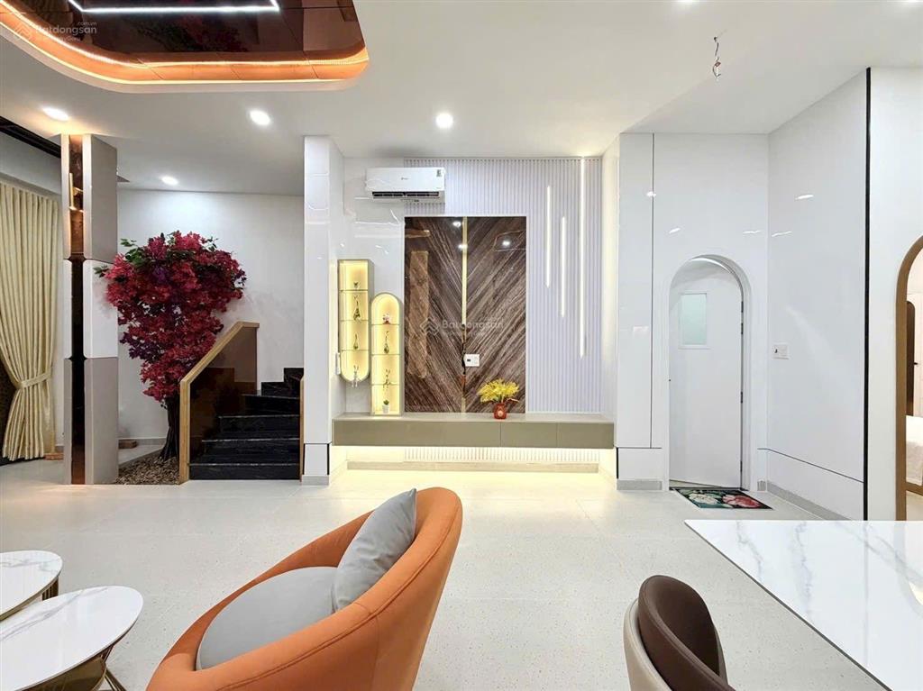 Hạ 400 triệu  65m2 ngang 5.3m  nhà kiểu nhật đẹp  1 căn ra ô tô  nơ trg long  p.13 bình thạnh