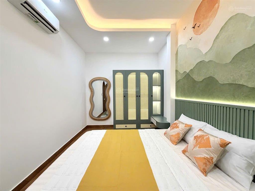 Hạ 400 triệu  65m2 ngang 5.3m  nhà kiểu nhật đẹp  1 căn ra ô tô  nơ trg long  p.13 bình thạnh