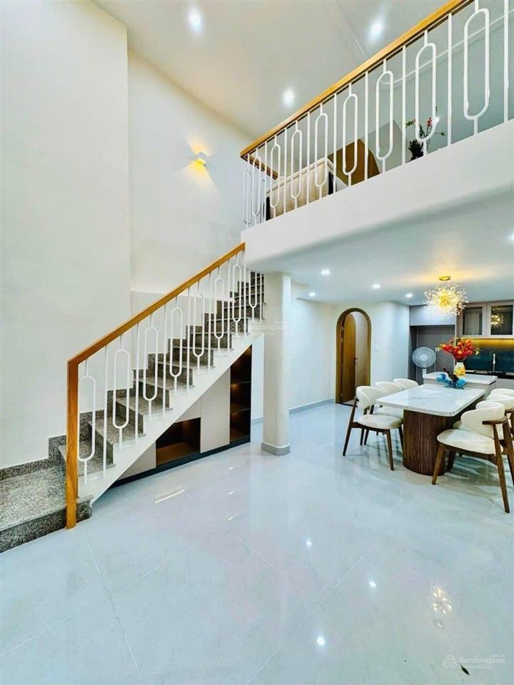 Siêu phẩm hẻm xe hơi đậu cửa  5 tầng 40m2 nở hậu  full nội thất  đinh bộ lĩnh  p. 26 bình thạnh