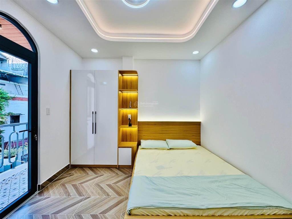 Gấp giảm sốc 1.1 tỉ  garden house 3 tầng sd 130m2  4pn  ngang 4,6m full nội thất  chợ bà chiểu