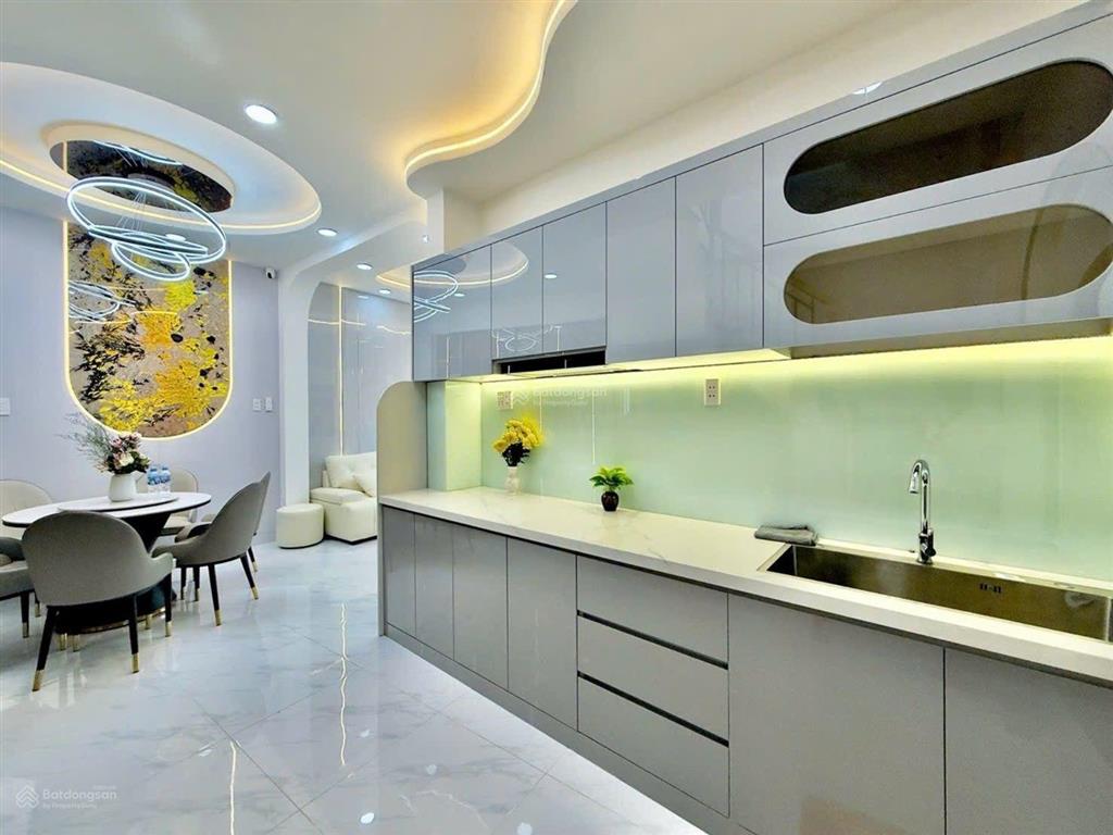Nhà 3 tầng 55m2 3pn  full nội thất cao cấp  hoàng hoa thám 3 bước ra xe hơi  p. 5  bình thạnh