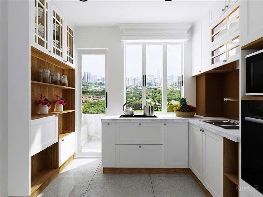 Nhỉnh 7tỉ, giáp q1  hẻm xe hơi lt  5 tầng a4 30m2  ngay phố ăn nhật  bình thạnh  view thảo cầm
