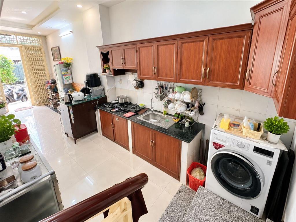 5,x tỉ 2 tầng, 2pn 38m2 xe hơi tới nhà ngay metro  điện biên phủ  p.thạnh mỹ tây  bình thạnh