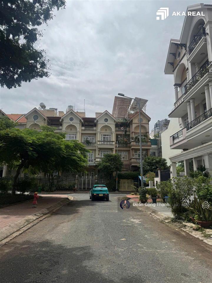 Nhà 5 tầng view công viên khu himlam quận 7 ngang 7,5x20 giá 49tỷ