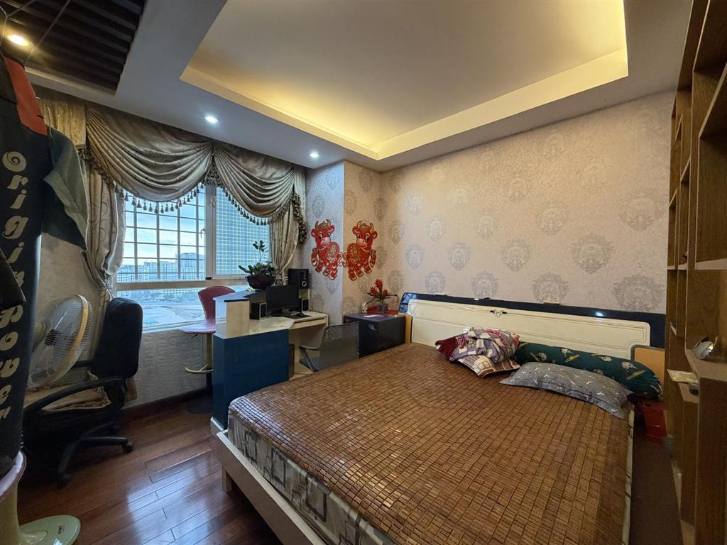 Chính chủ cần cho thuê căn hộ cc flemington, quận 11, dt 87m², giá 16tr/th  0901 558 ***