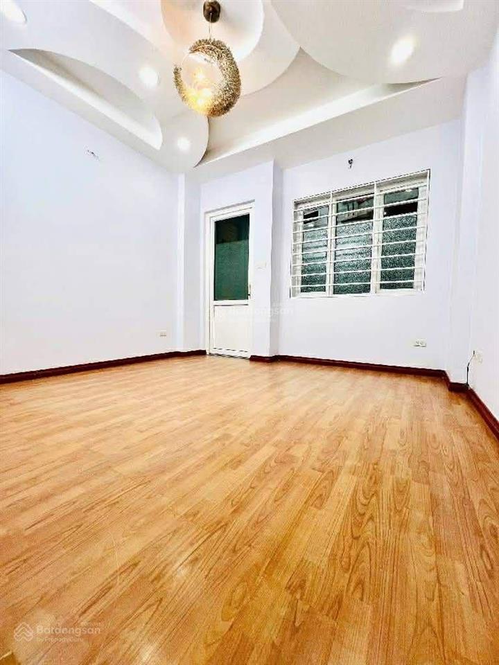 Phố kim ngưu, dt 62m2, lô góc, kinh doanh, 3tầng, mt5, giá nhỉnh 11 tỷ.