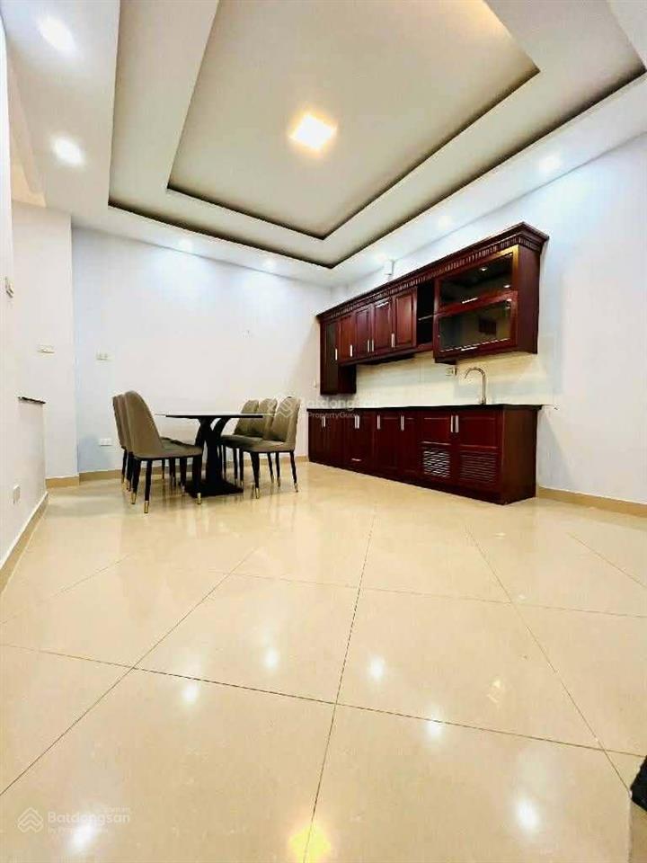 Phố kim ngưu, dt 62m2, lô góc, kinh doanh, 3tầng, mt5, giá nhỉnh 11 tỷ.