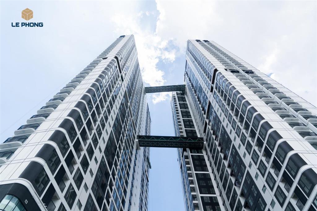 Cho thuê căn 1pn+ the emerald 68 48m nội thất cơ bản chỉ 6 triệu/tháng