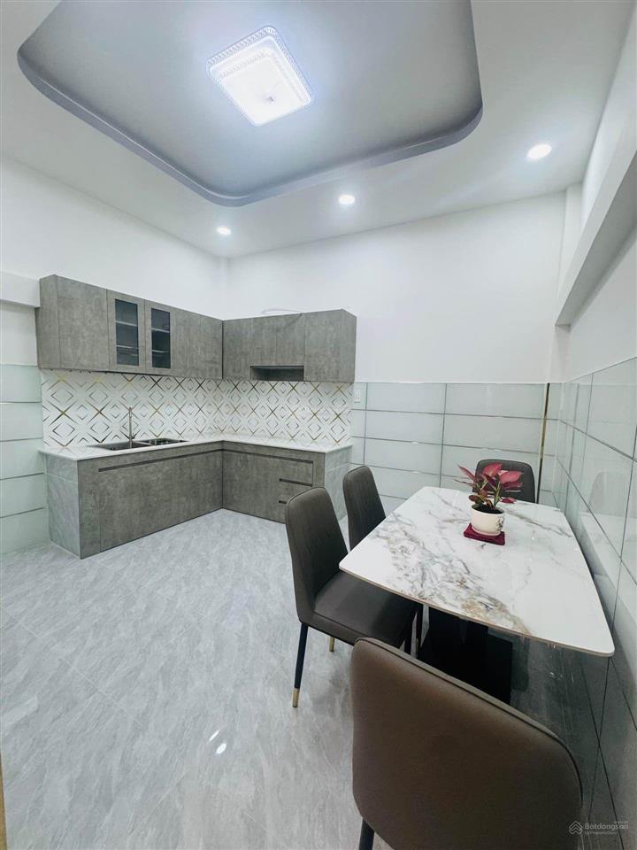 Bán nr đẹp tại lê đình cẩn, 4,9 tỷ, 45m2, 3pn, 3wc, gần tiện ích