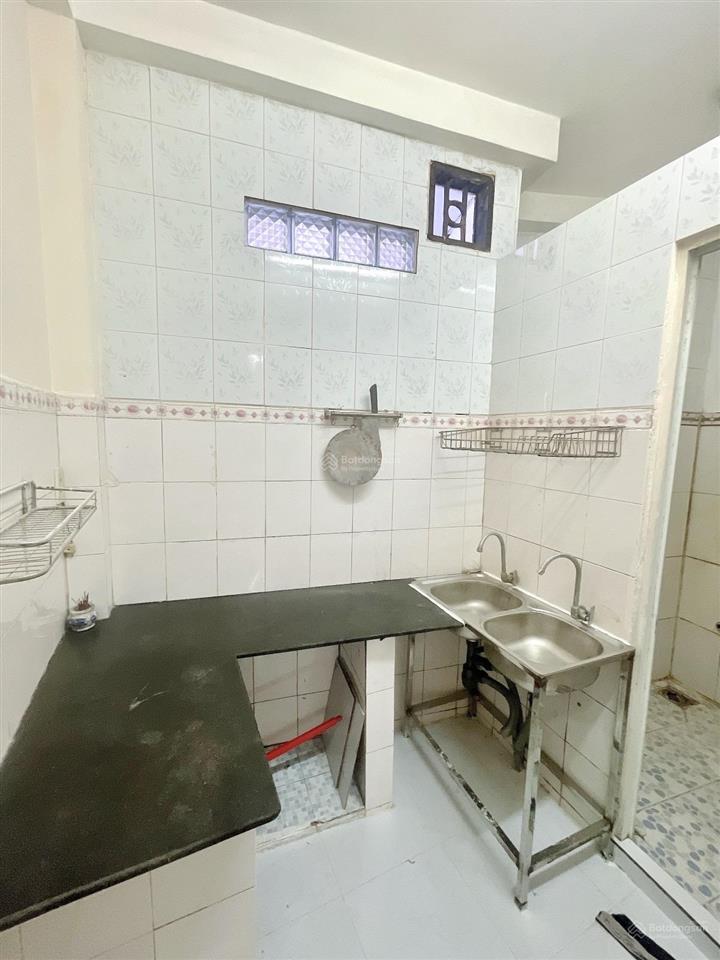 Bán nhà đinh tiên hoàng bình thạnh 3 tầng giá chỉ 2,4 tỷ