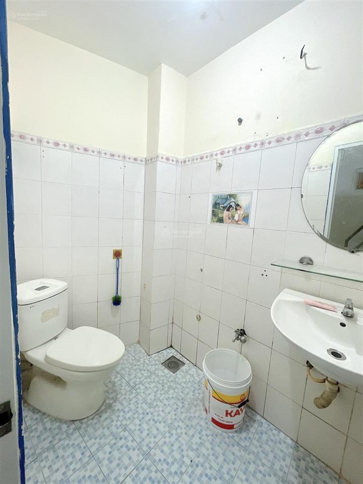 Bán nhà đinh tiên hoàng bình thạnh 3 tầng giá chỉ 2,4 tỷ