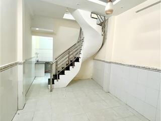 Bán nhà đinh tiên hoàng bình thạnh 3 tầng giá chỉ 2,4 tỷ