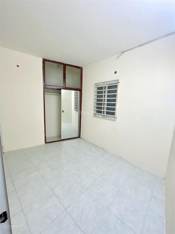 Bán nhà đinh tiên hoàng bình thạnh 3 tầng giá chỉ 2,4 tỷ