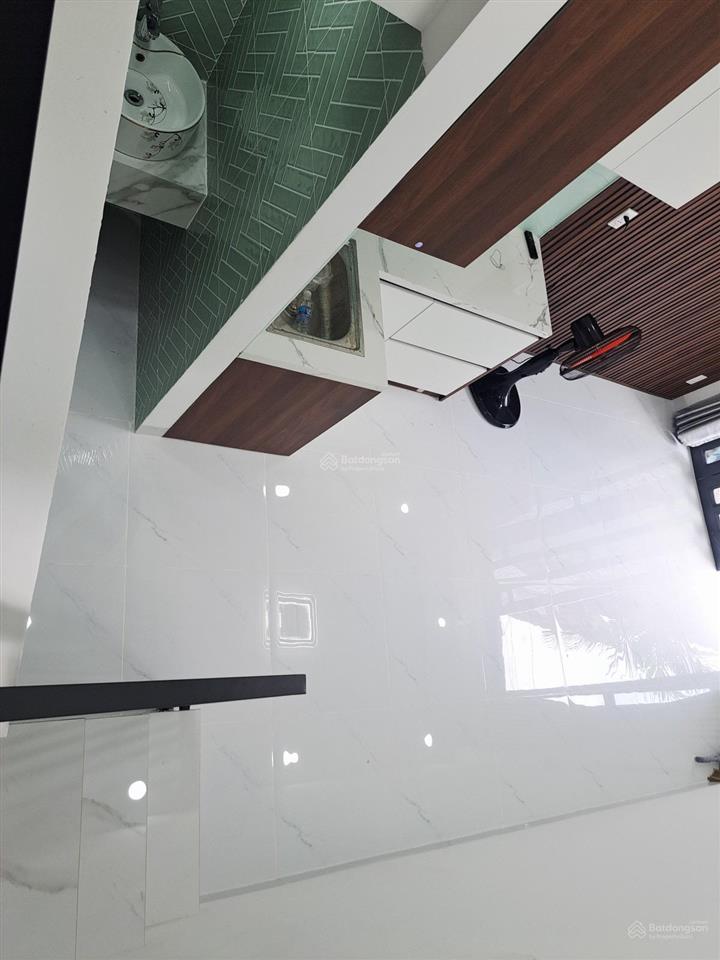Quận tân phú giá 2,8 tỷ 2 tầng đúc  2pn  vào ở liền  xxhoàng xuân nhị, p. phú trung