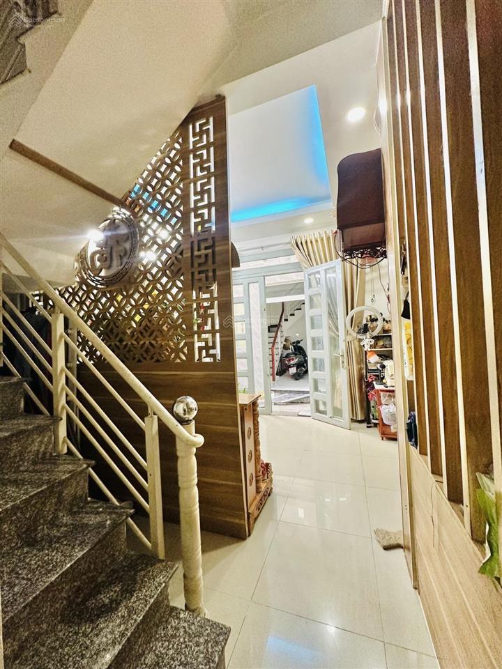 Nhà đẹp tây thạnh ngang 6.1m vuông vức chỉ 3.5 tỷ