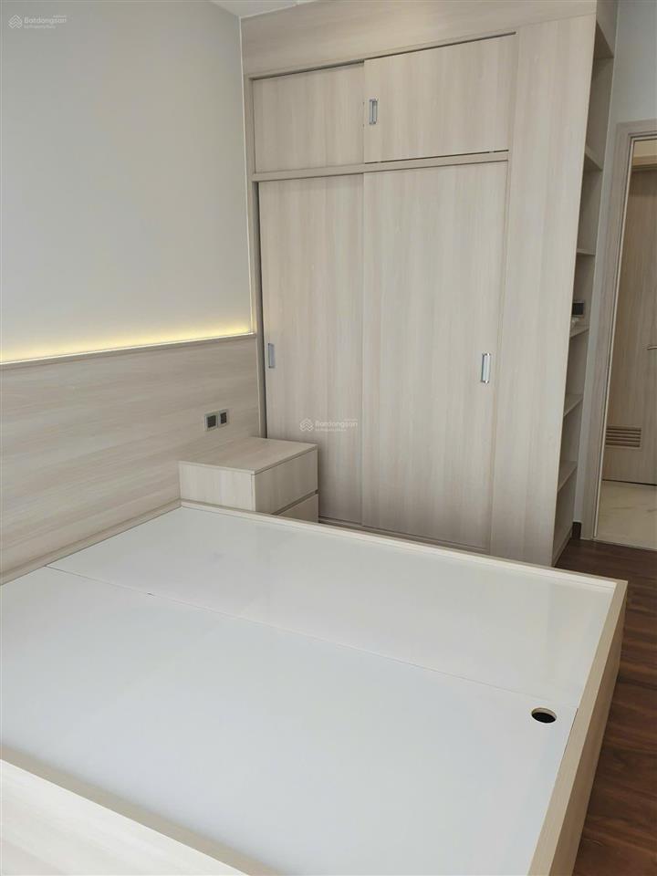 Bán midtown phú mỹ hưng  2pn  91m2   0798 740 ***