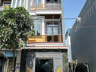 Nhà 1 trệt 2 lầu gần bigc go dĩ an. vị trí đẹp đường 10m thông  giá 5,4 tỷ thương lượng