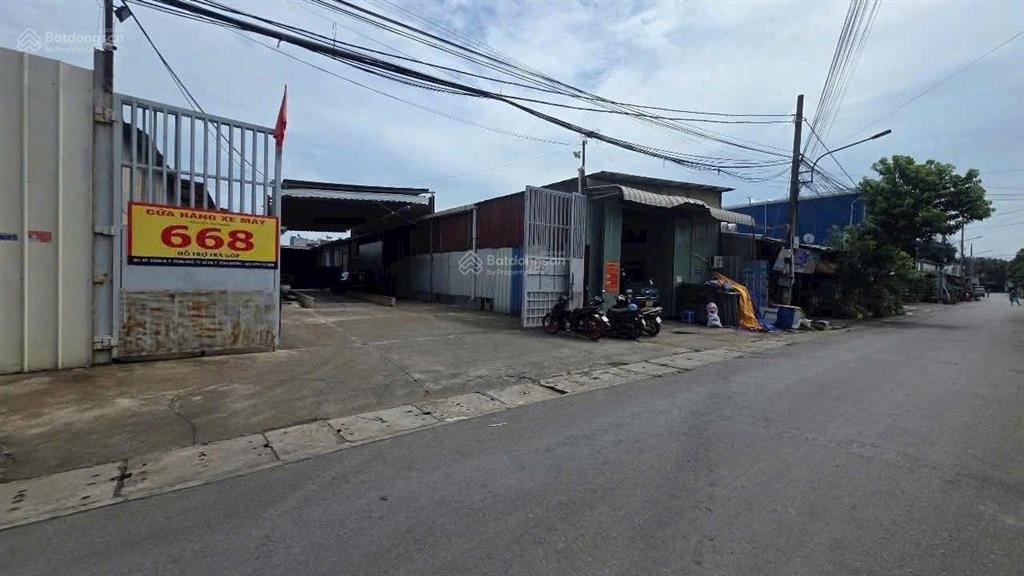 Bán lô đất mặt tiền đường phường đông hòa dĩ an diện tích 2450m2 ngang 32m nở hậu đường n