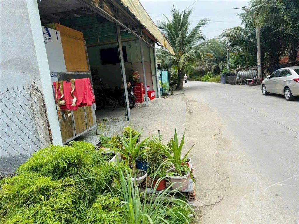 Siêu phẩm đầu tư  672m2 (sẵn 622 thổ cư) sổ hồng hoàn công đầy đủ gồm 26 phòng trọ + 2 kiot gác