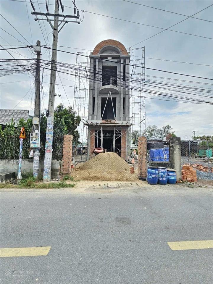 7tỷ150 bán nhà mặt tiền đuờng đông minh đông hoà , dĩ an bán nhà 1 trệt 2 lầu hoàn công,