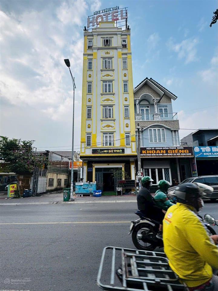 15ty400bán gấp khách sạn 16 phòng vip dĩ an mặt tiền hai bà trưng ngang 6.2m cao 6 tầng