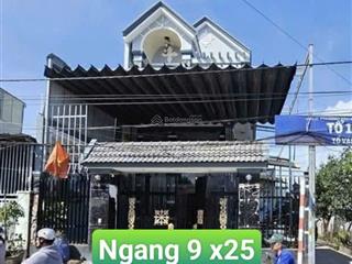 Bán nhà biệt thự mặt tiền đuờng kinh doanh cây da tânđônghiệp dĩan.góc 2 mặt tiền kinh doanh đa ngà